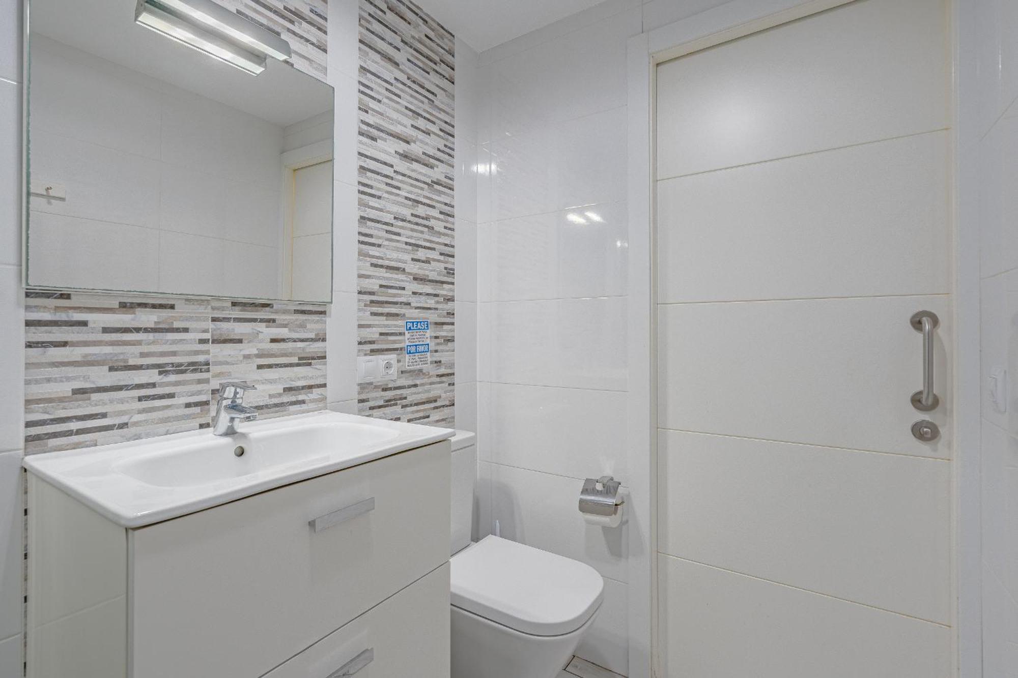 Un Dormitorio En Playa De Las Americas アデヘ エクステリア 写真
